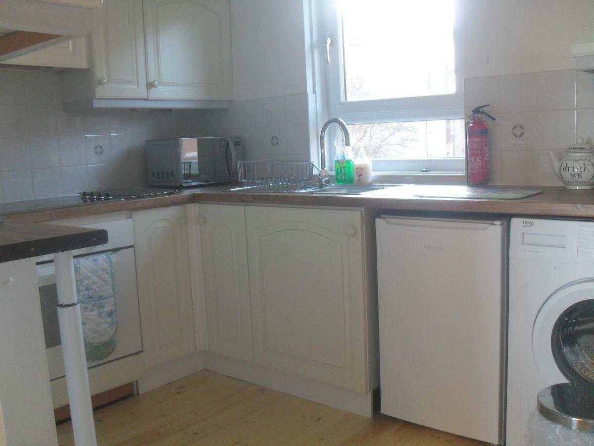 Edinburgh Beach View Apartment Екстер'єр фото